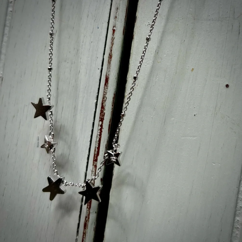 Kendra Scott Silver Jae Star Necklace, NWT - Picture 8 of 11